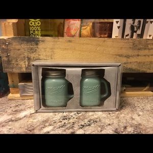 Brand new mason jar salt & pepper shakers